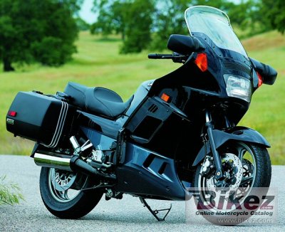 1995 Kawasaki GTR 1000 photo